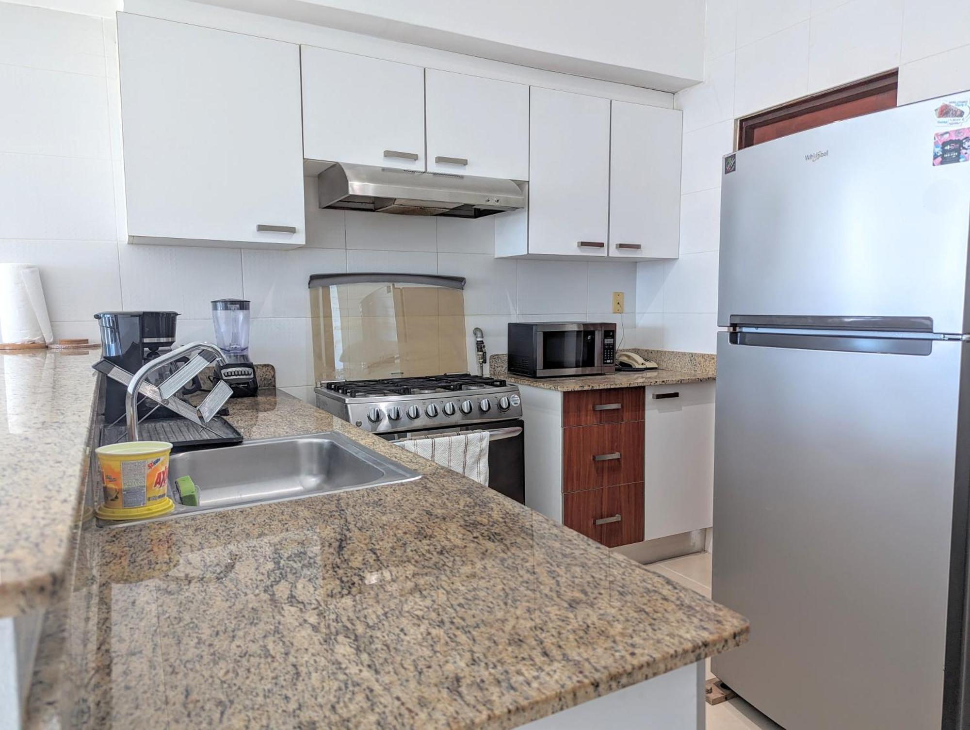 Yc 3602 L Apartamento 2Br En Av Balboa Панама Экстерьер фото